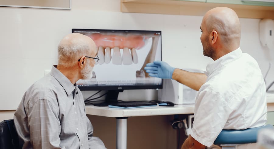 Стоматологи изучили цифровой протокол лечения пациентов на семинаре АМО - фотография