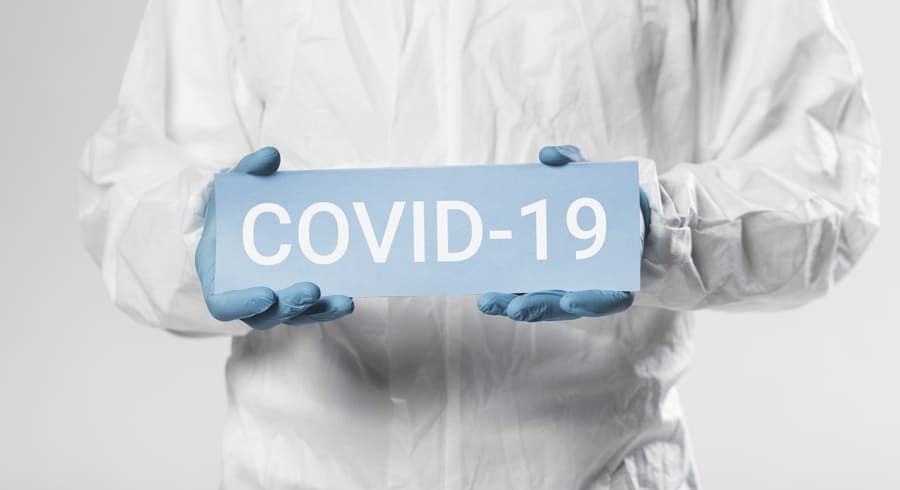 Особенности врачебной практики в период пандемии COVID-19 изучили слушатели АМО - фотография
