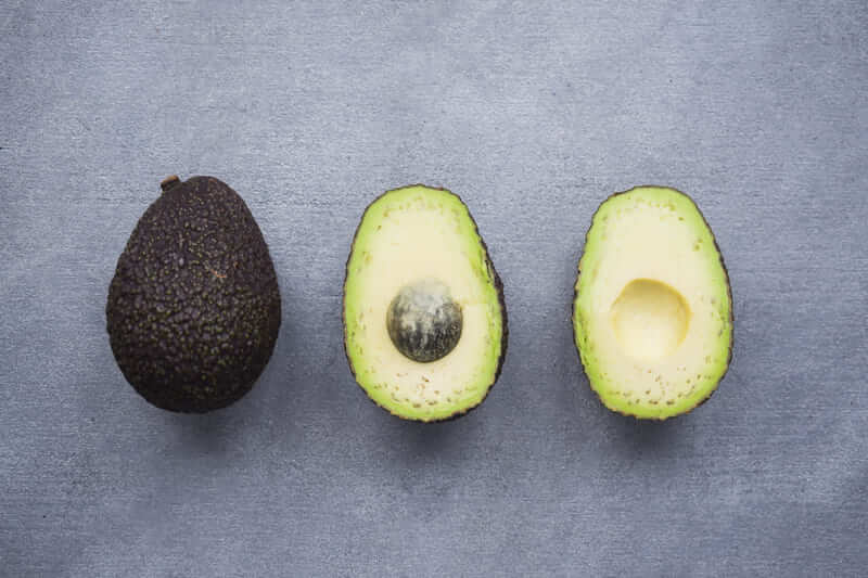 Диетологи предлагают контролировать потребление пищи с помощью авокадо - фотография